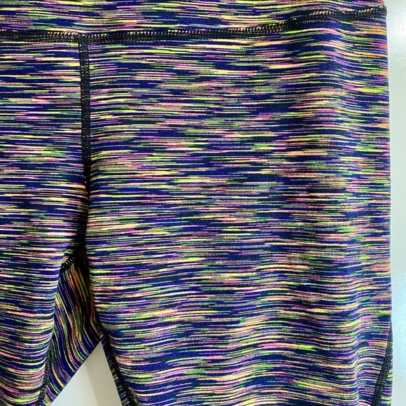 Zella Capri Workout Leggings Multicolor Small - Picture 3 of 6